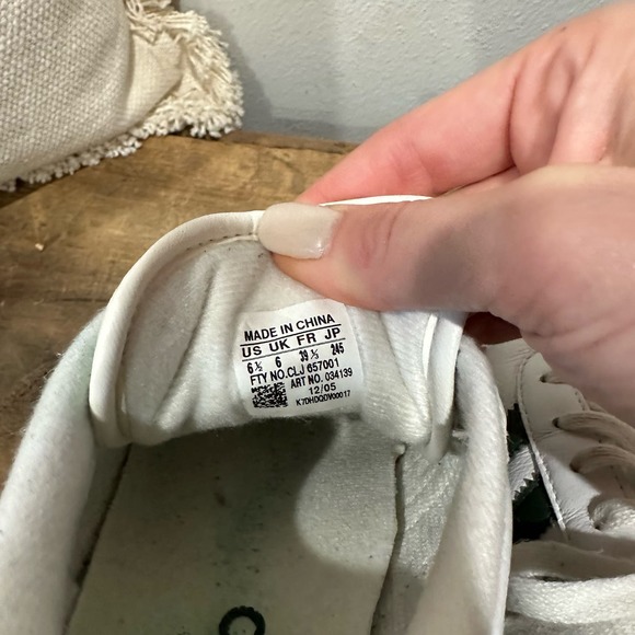 SUPER RARE! Adidas Country II Sneakers main image 5